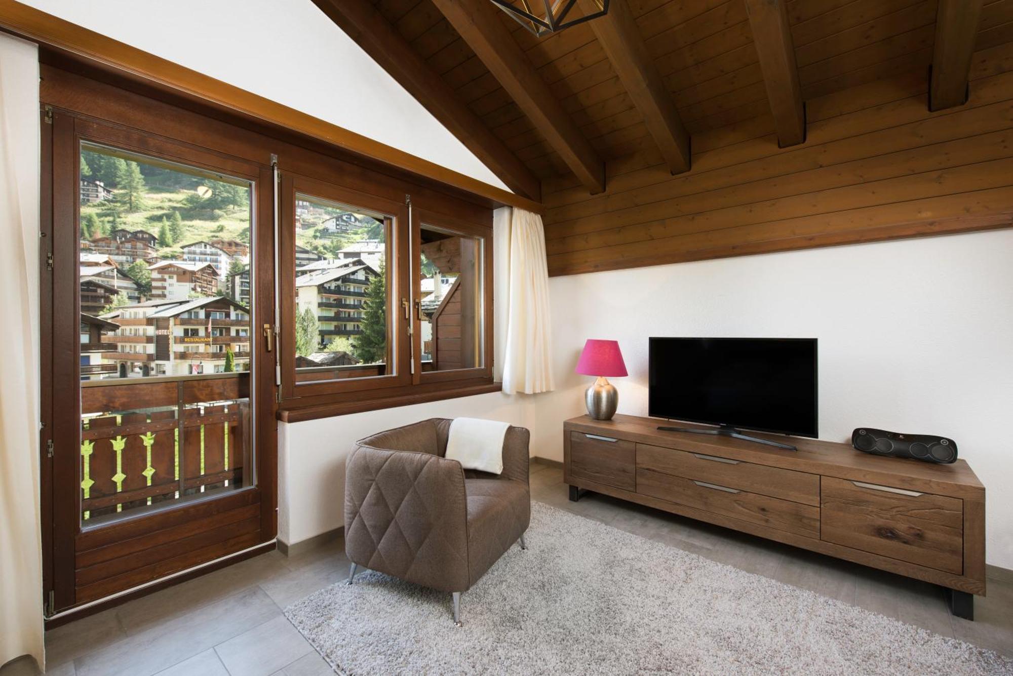 Luxury Chalets & Apartments By Mountain Exposure Zermatt Room photo
